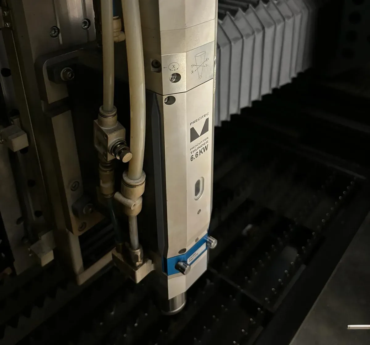 Precitec ProCutter seitlich